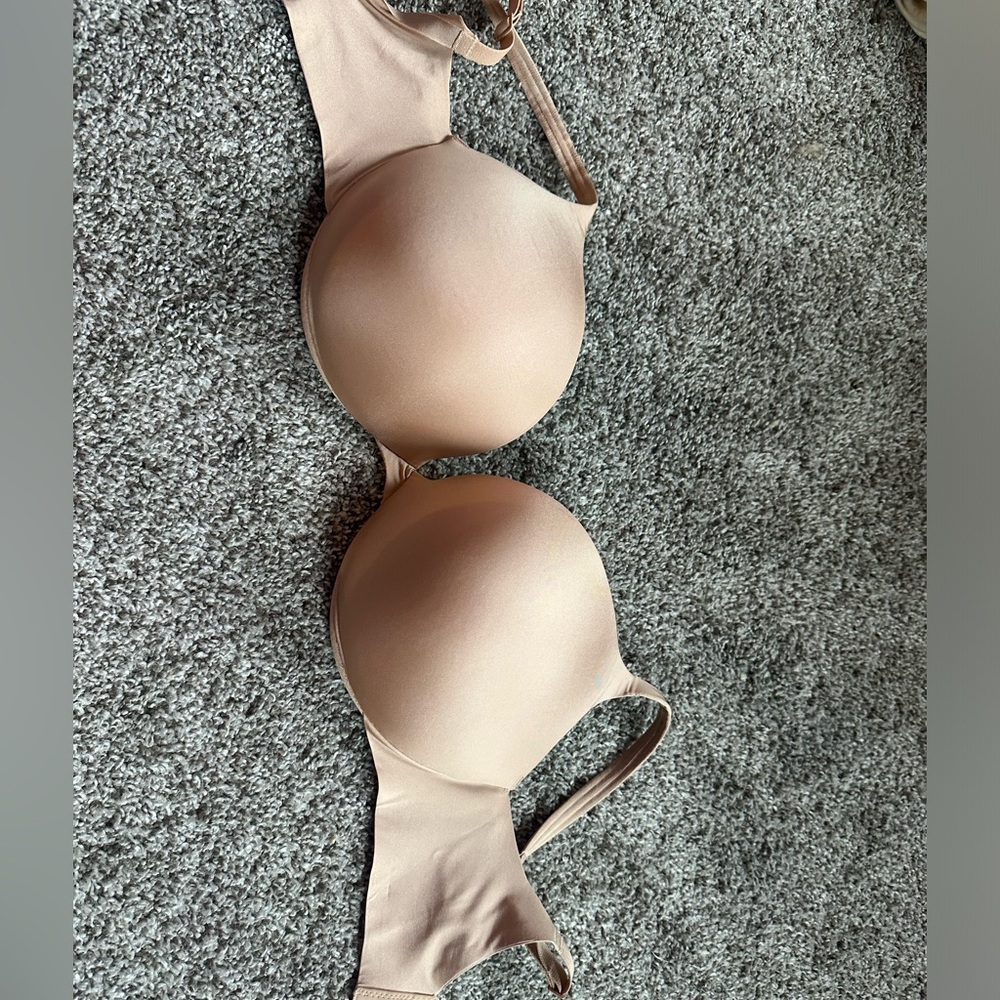 SKIMS Nude Bra